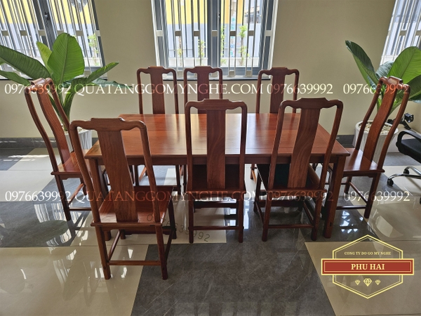 Bộ bàn ăn 8 ghế gỗ gõ đỏ