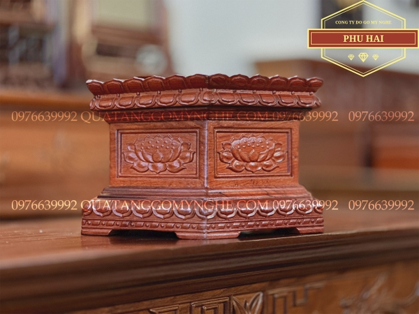 Đế sen kê tượng bằng gỗ hương
