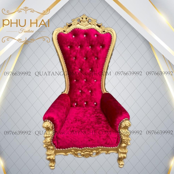 Cho thuê Ghế Sofa Cổ Điển Dát Vàng Nỉ Đỏ