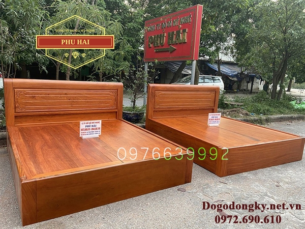 Giường Gỗ Tự Nhiên Mẫu Trơn Hiện Đại