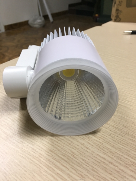 Rọi ray cao cấp 12W vỏ trắng-đen