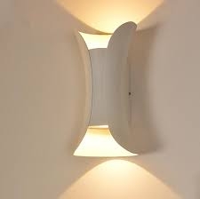 ĐÈN HẮT TƯỜNG HÌNH CẦU LỒI 2 MẮT