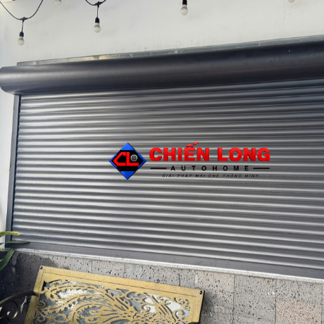 Mái Nhôm Cuốn Đứng Tự Động Che Ô Văng Ban Công 3,3m x 1,6m