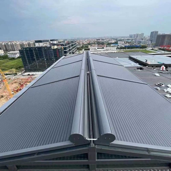 Báo giá mái nhôm cuốn tự động ngoài trời
