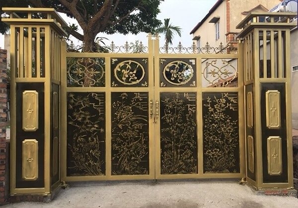 Trụ cổng cửa cổng nhôm đúc (Tùng cúc trúc mai)  4 cánh đẹp CL00468