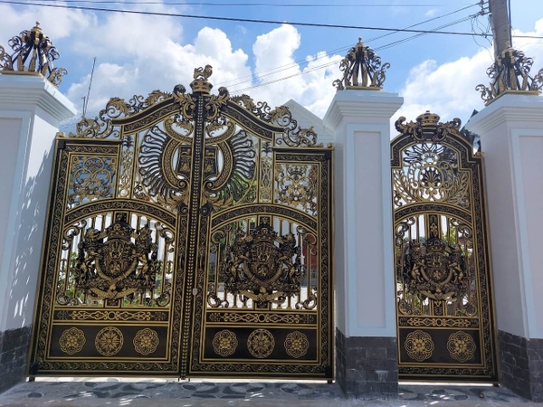 Mẫu cổng nhôm đúc mã số CL21021