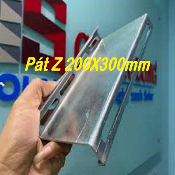 Pát sắt chữ Z 200x300mm Áp mái tôn lắp đặt tấm pin mặt trời | Giá Sỉ Rẻ Nhất