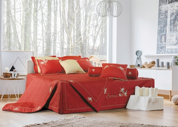 Bộ ESM 19014 chụp với chăn hè