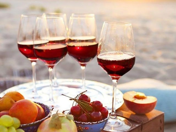 2 món tuyệt đối không dùng chung với rượu vang