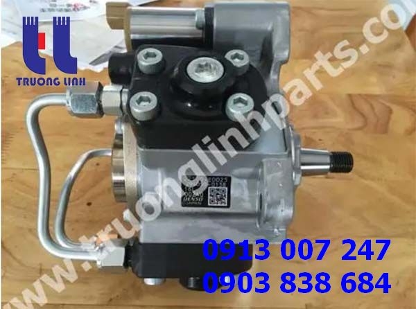 Bơm nhiên liệu máy đào Kobelco SK330-8