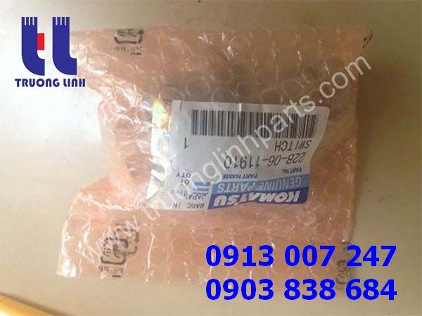 Công tắc 22B-06-11910 xe đào PC200-7