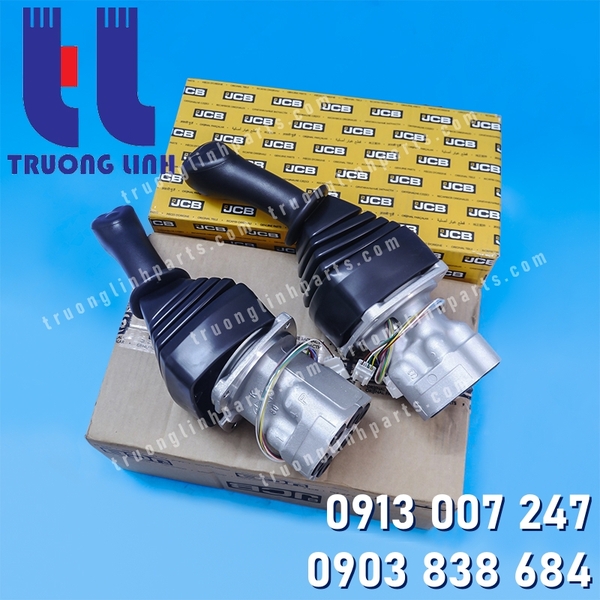 25/222891 Bộ Cần điều khiển tay trang JCB