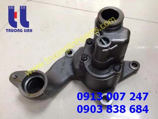 Bơm Nhớt động cơ cho máy đào komatsu PC800-6