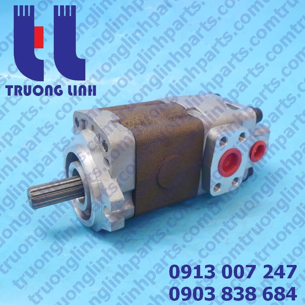 Bơm thủy lực xe nâng Toyota 67110-30560-71