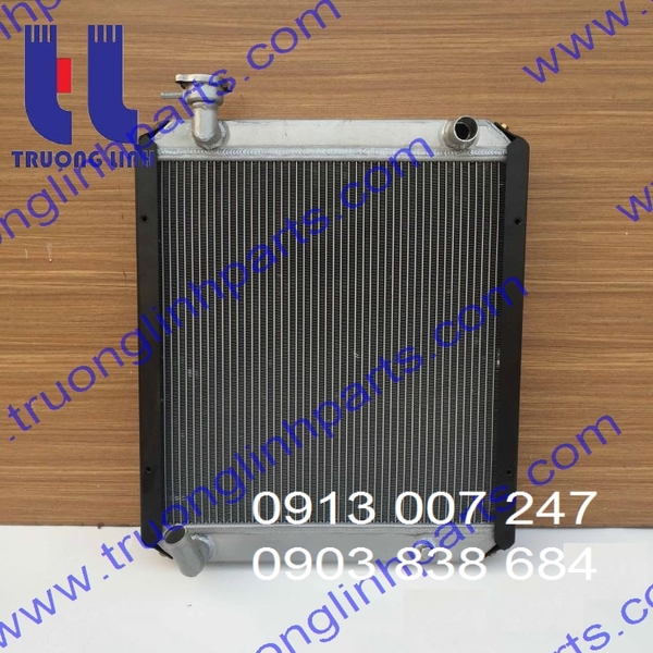 201-03-51150 Két Nước Làm Mát Cho Xe Đào Komatsu PC60-5