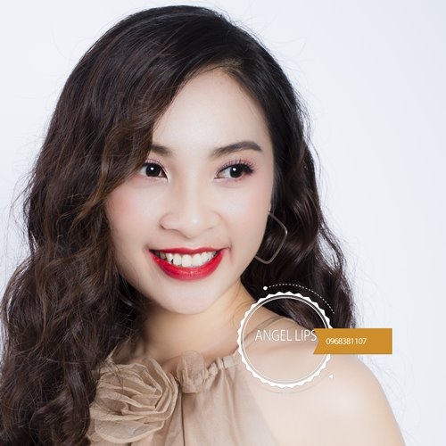 Chụp ảnh và quay TVC quảng cáo son Ruby Lipstick