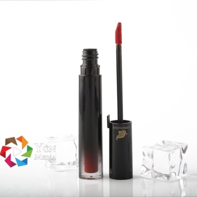 Chụp ảnh sản phẩm son môi dòng Luminous Lipstick Matte  trong studio Hà Nội