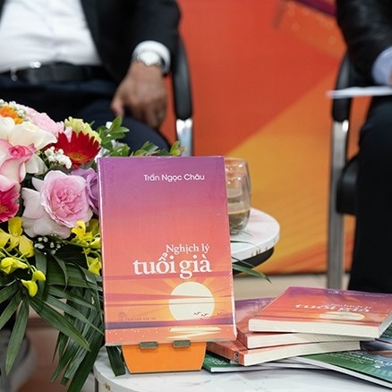 Livestream tọa đàm và ra mắt sách cho Tạp chí Sức Khỏe+