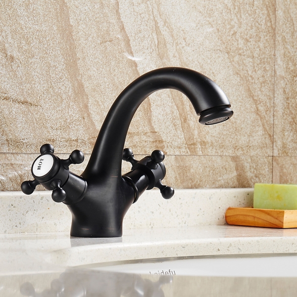 Vòi nước bằng đồng đen mới lạ - đặc biệt cho phòng tắm