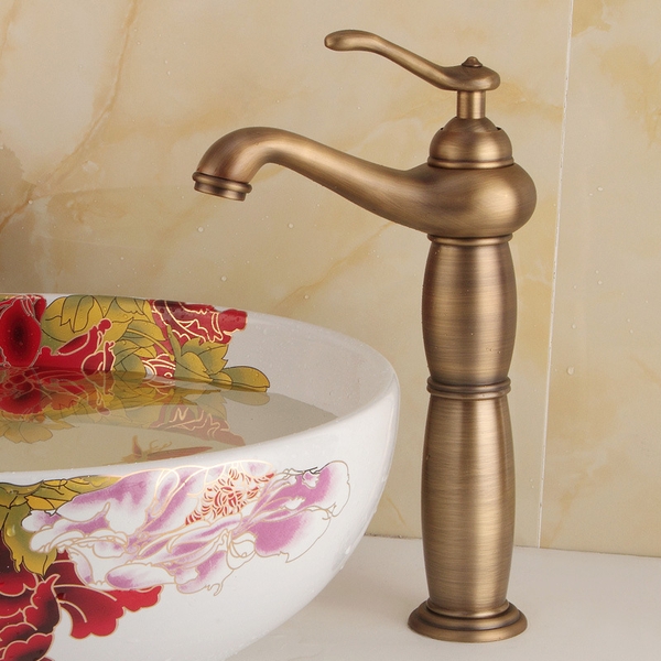 Cách làm sạch đồ dùng bằng đồng thau