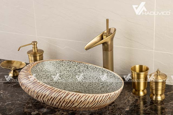 Lavabo sứ mỹ thuật cho phòng tắm tân cổ điển