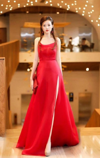 mẫu đầm dạ hội dành cho quý bà, đầm dạ hội tuổi 40, tuổi 50 sang trọng đẳng cấp