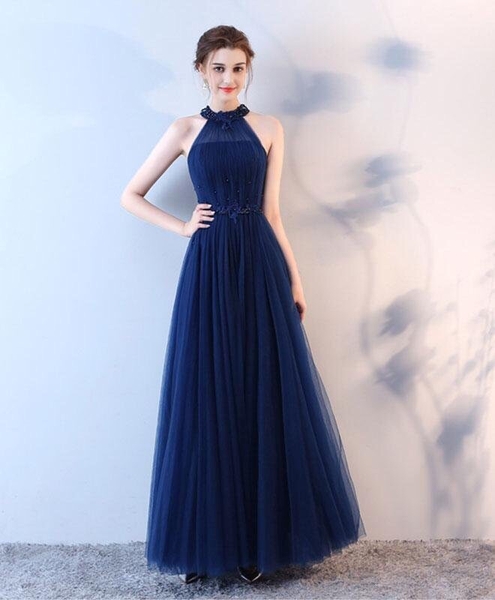 10 mẫu đầm dạ hội nhung cổ điển sang trọng | Váy prom, Váy cho buổi tối,  The dress