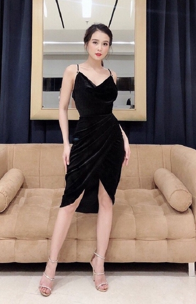 Mẫu váy hè tuổi 30 nhẹ nhàng trẻ trung thanh lịch