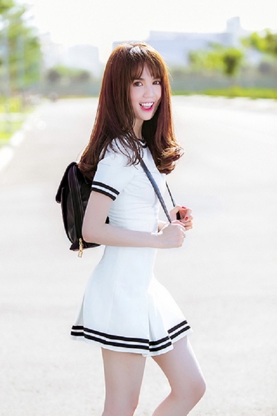 Phong cách thời trang street style đáng học hỏi từ Ngọc Trinh
