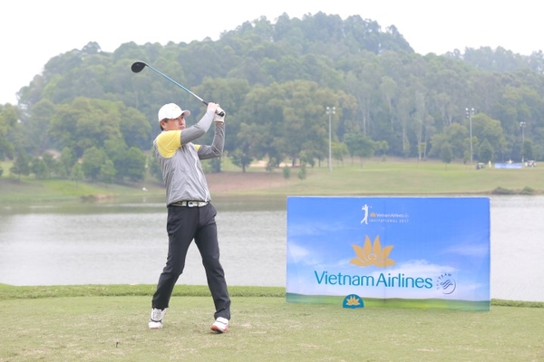 Giải Golf Vietnam Airlines Invitational 2017 - Swing to reach further!