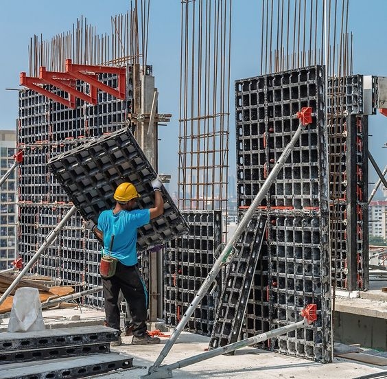 thi công nhà ở trên đồi dốc