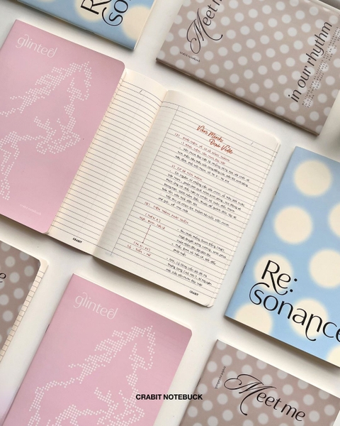 Vở kẻ ngang 100 trang 80gsm Chấm bi - Nâu nhạt