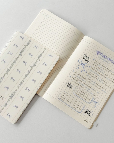 Vở kẻ ngang 80gsm 80 trang The Reverie Diary - Hoa Nơ Xanh Nhỏ
