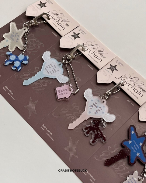 Móc khoá Polka Dot Quotes Chấm bi Shy Thought