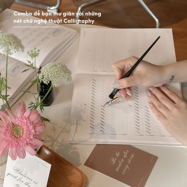 Bộ sách luyện viết Copperplate Calligraphy kèm bút chuyên dụng
