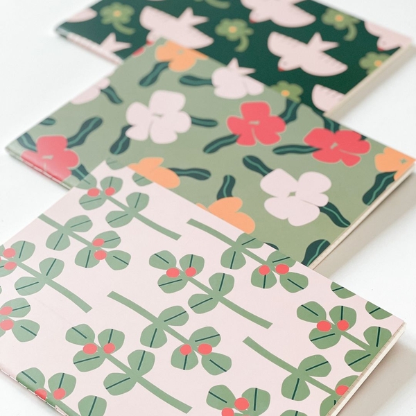 Vở grid may gáy 80 trang 100gsm Green Bird - Lá