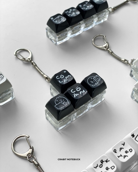 Móc khoá keycaps 4 phím Chăm chỉ