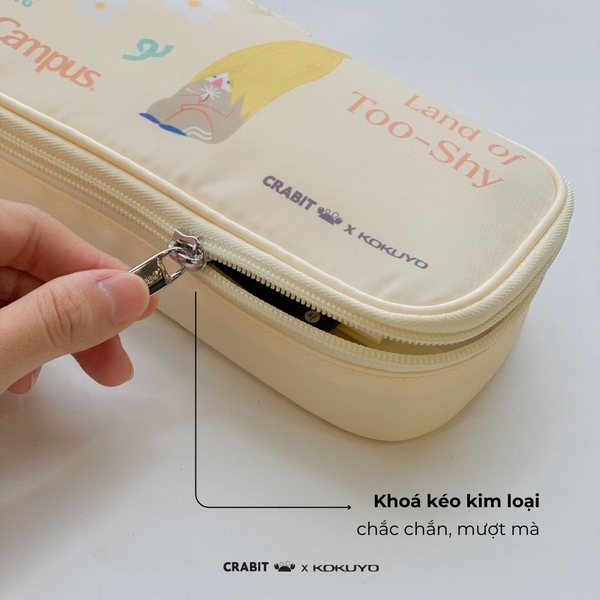 Túi Bút Viết Học Sinh Đa Năng Nhiều Ngăn Tiện Lợi In hình Crabit x Kokuyo Campus | Land of Too Shy Series