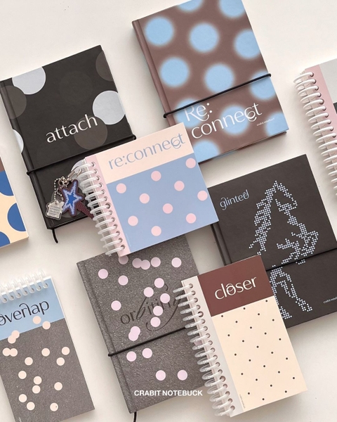 Sổ tay A5 kẻ ngang 132 trang 130gsm Chấm bi - Ngựa Đen