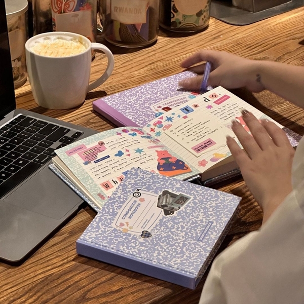 Sổ kẻ ngang khổ vuông 140 trang 130gsm tặng kèm sticker Composition Collection - Xanh Grape