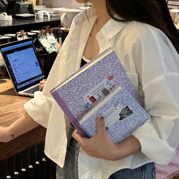 Sổ grid khổ vuông 140 trang 130gsm tặng kèm sticker Composition Collection - Tím Blueberries