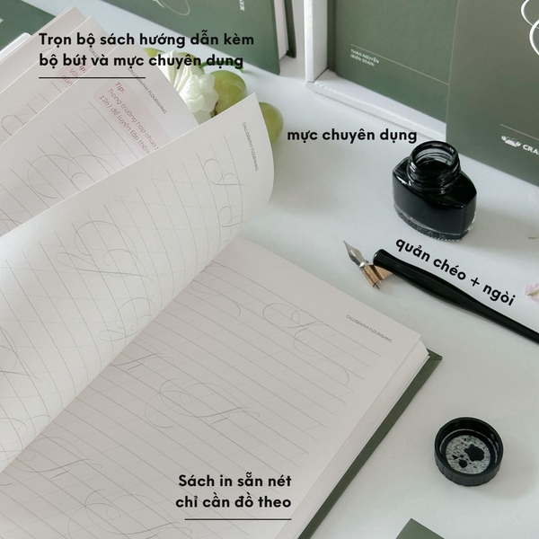 Sách luyện viết Flourish Calligraphy Crabit dành cho người mới bắt đầu