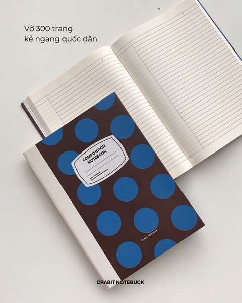 Vở kẻ ngang 300 trang Composition bìa cứng tặng kèm sticker Chấm bi Xanh