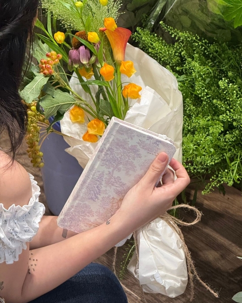 Sổ tay scrapbook handy grid 130gsm The Reverie Diary - Nhũ Rừng Tím