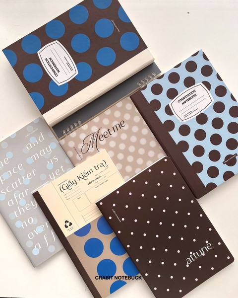 Vở kẻ ngang 200 trang Composition bìa cứng tặng kèm sticker Chấm bi Xanh Xám