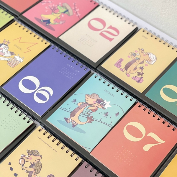 Lịch 2024 để bàn Crabit Calendar Thìn Thần Thái