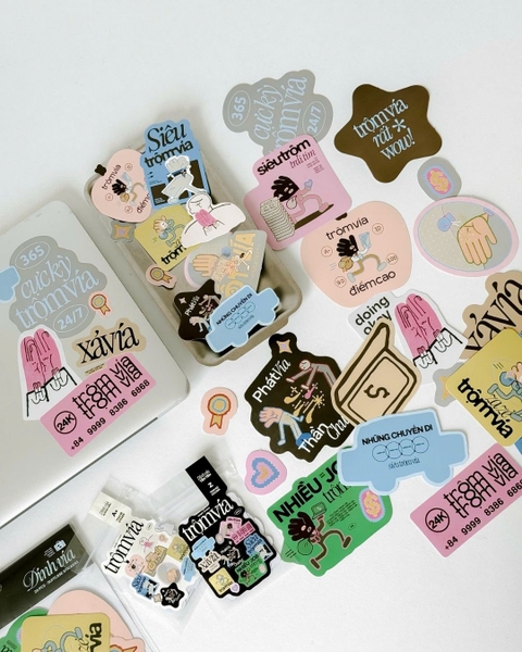 Sticker Dính Vía Gương Mẫu A+