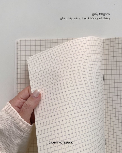 Vở grid caro 100 trang 80gsm Chấm bi - Nâu