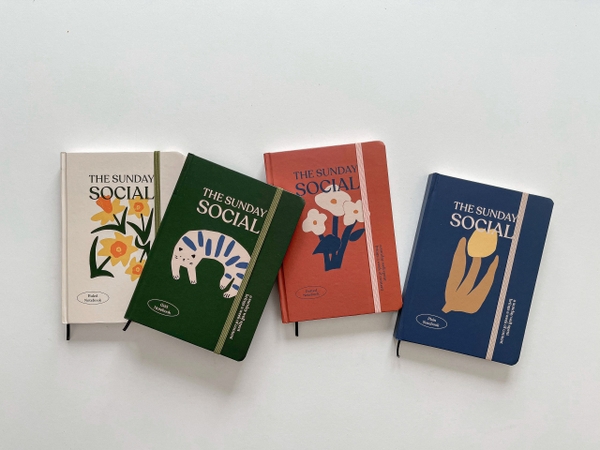 Sổ chấm dot A5, 130gsm, The Sunday Social, Hoa đỏ