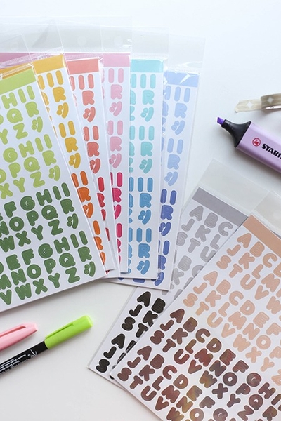 Sticker bảng chữ cái